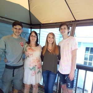 Meet your Posher, Deborah